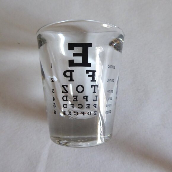 RESTORATION HARDWARE EYE CHART SHOT GLASS SET OF 4 NOVELTY BARWARE - Picture 4 of 7